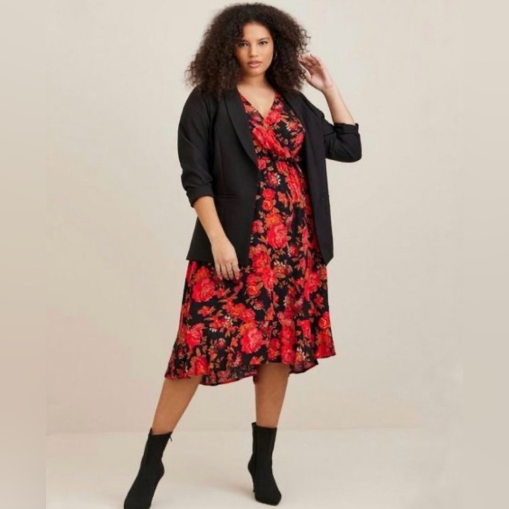 Torrid Midi Swiss Dot Surplice Dress Lush Dark Floral Black size 1